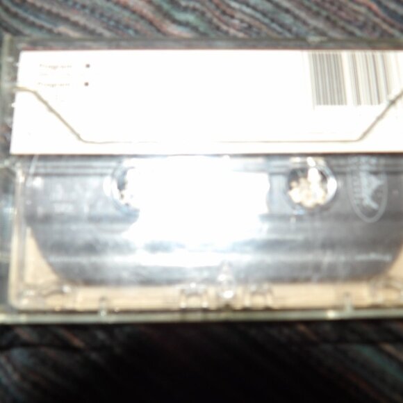 Nat King Cole Unforgettable 1984 Cassette Tape - Picture 2 of 3